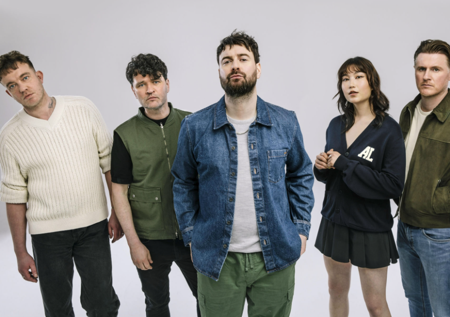 Courteeners lanzan por sorpresa el álbum en vivo ‘Live In Manchester’